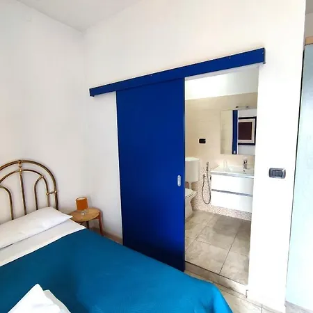 Easy Guest house *